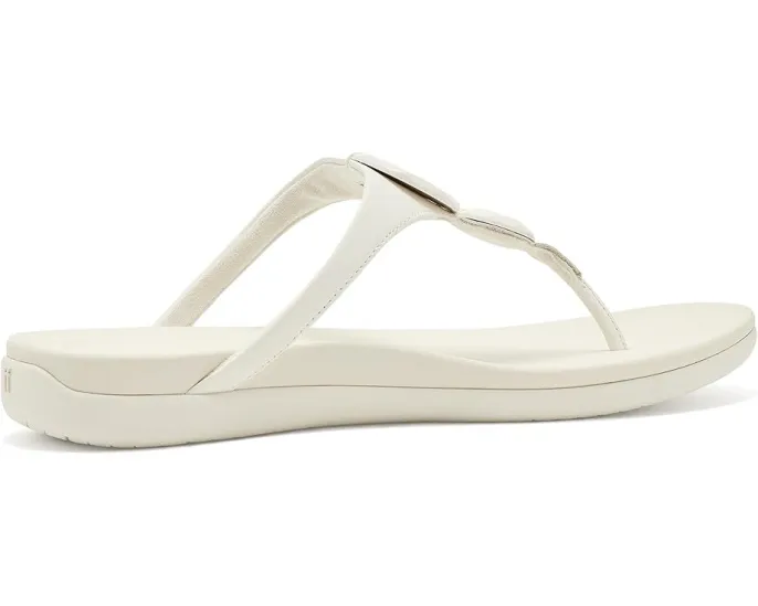 Босоножки Solay Glossy Disc с перепонкой на мыске FitFlop