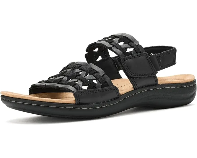 Сандалии Clarks Laurieann Lily с регулируемой застежкой и стелькой Ultimate Comfort