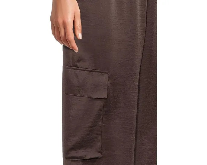 Широкие штаны карго из жидкого атласа Barefoot Dreams