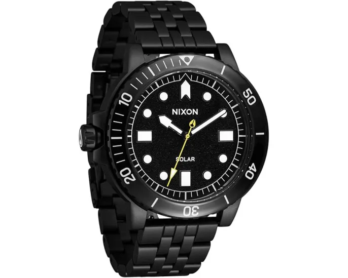 Наручные часы Nixon Stinger 44 с браслетом из нержавеющей стали
