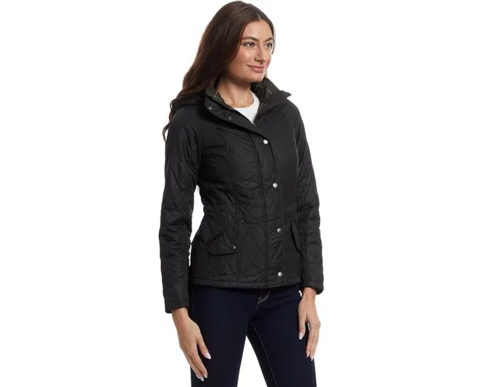 Стеганая куртка Millfire Quilt с отстегивающимся капюшоном от Barbour