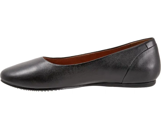 Балетки SoftWalk Shiraz из мягкой кожи