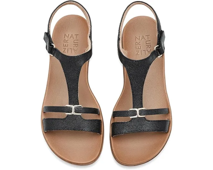 Сандалии Naturalizer Sofia на низком каблуке с технологией Contour+ Comfort