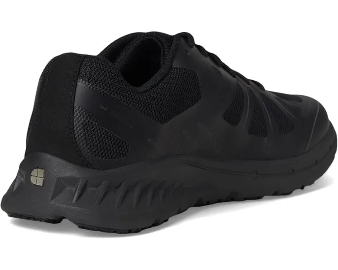 Рабочие кроссовки Endurance II с технологией Tripguard и мембраной Spillguard