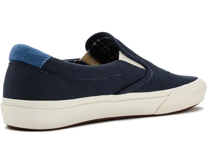 Brooks Quincy текстильные слипоны с круглым носком и амортизирующей стелькой