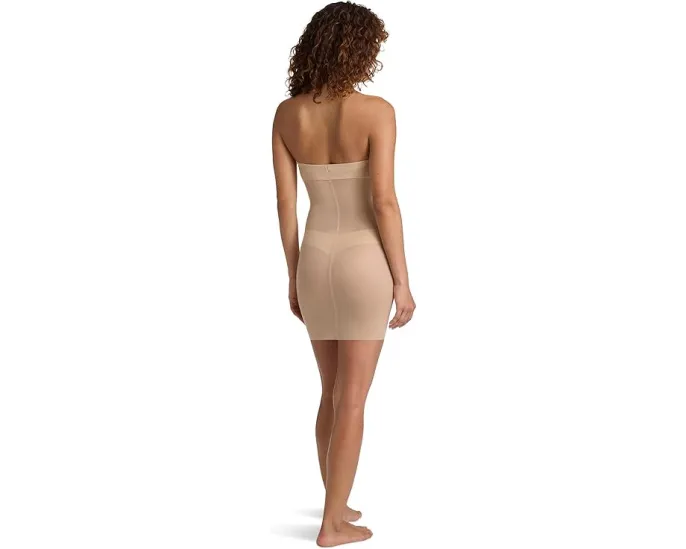 Комбинация Commando Featherlight Control Strapless Slip без бретелек