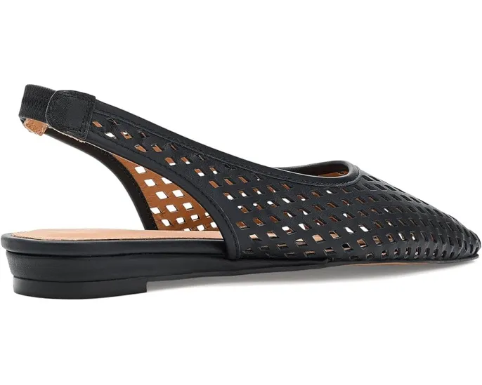 Босоножки-танкетки Andre Assous Brielle с перфорацией и резиновой подошвой