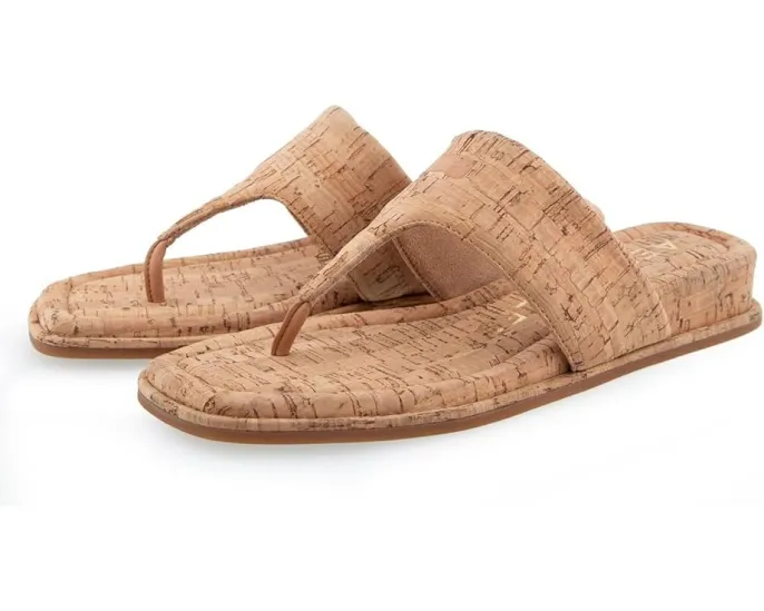 Босоножки Aerosoles Barry с квадратным носком и скрытой танкеткой