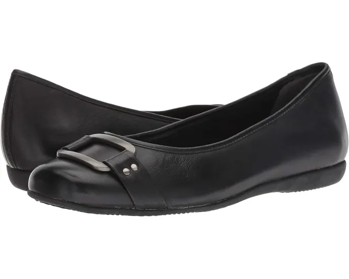 Балетки Trotters Sizzle Signature с декоративным металлическим акцентом