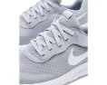 Кроссовки Nike Kids Tanjun EasyOn с липучкой для младших детей