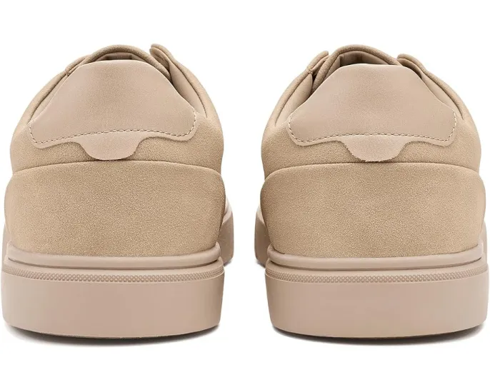 Кроссовки Steve Madden Lacer на мягкой стельке с круглым носком