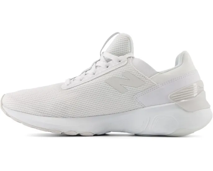 Кроссовки New Balance Fresh Foam X 1440 с межподошвой Fresh Foam X и резиновой подошвой