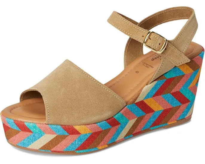 Сандалии Maliq на клиновидном каблуке с геометрическим узором