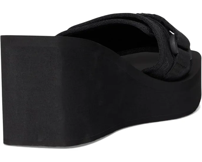 Босоножки GUESS Dellean на платформе с квадратным носком и стразом