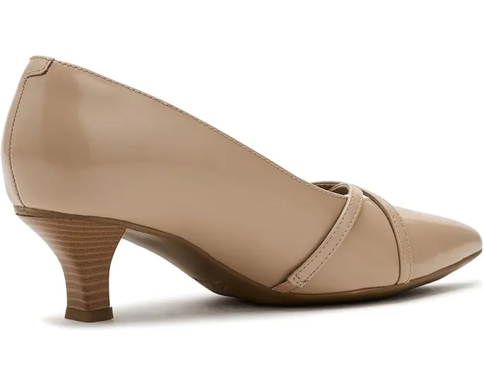 Туфли Kepley Star от Clarks с перекрестным ремешком и заостренным носком