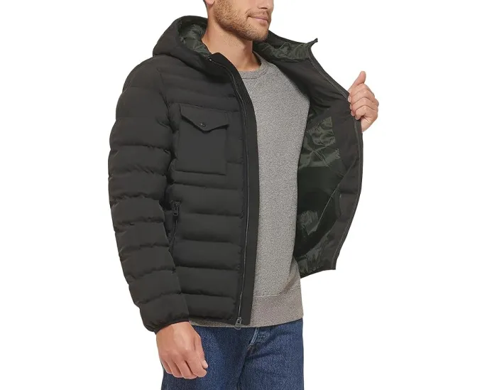 Стеганая куртка Levi's Stretch с двумя карманами и капюшоном