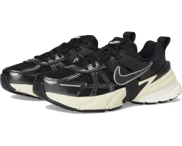 Кроссовки Nike V2K Run в ретро-стиле с массивной подошвой