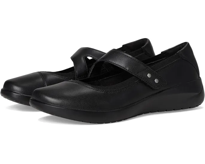 Туфли Kaetlyn Jane от Clarks для офиса с ремешком на липучке