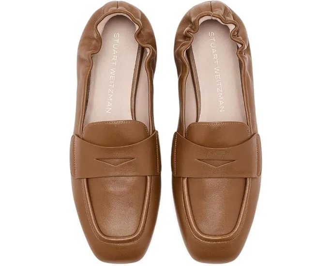 Лоферы Stuart Weitzman Bryant с мягкой задней частью