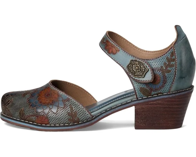 Сандалии Cabracho с цветочным тиснением и регулируемой застежкой