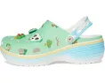 Клоги Crocs Animal Crossing на платформе с дизайном из игры