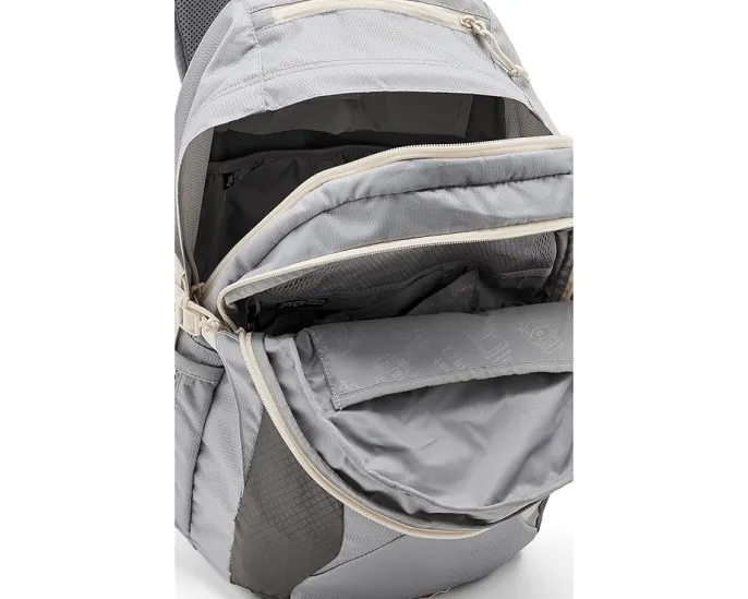 Рюкзак JanSport Agave с системой гидратации и отделением для ноутбука