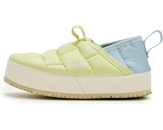 Детские утепленные тапочки The North Face Kids Thermoball Traction Mule II с подошвой из переработанной резины