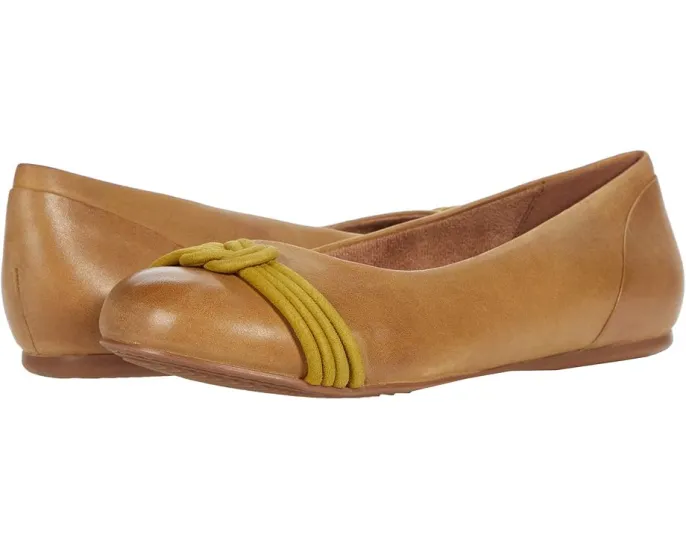 Мокасины SoftWalk Sonoma Knot из премиальной кожи с круглым носком