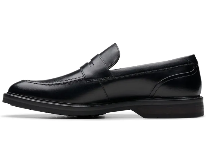 Clarks Aldwin Step с верхом из премиальной кожи и резиновой подошвой