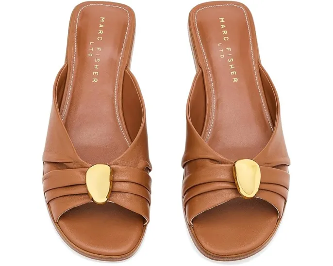 Сандалии Dalani с плиссированным декором от Marc Fisher LTD