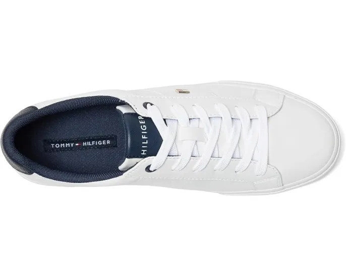 Кроссовки Tommy Hilfiger Larha с эмалевым логотипом