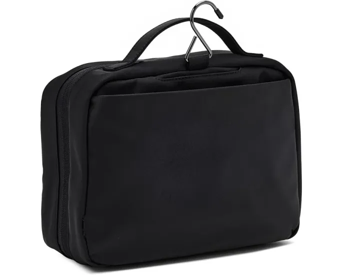 Baggallini дорожный несессер Lenox Toiletry Kit