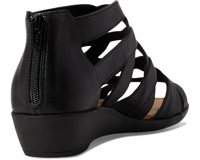 Сандалии Eternia от Comfortiva с эластичными вставками и удобной подошвой