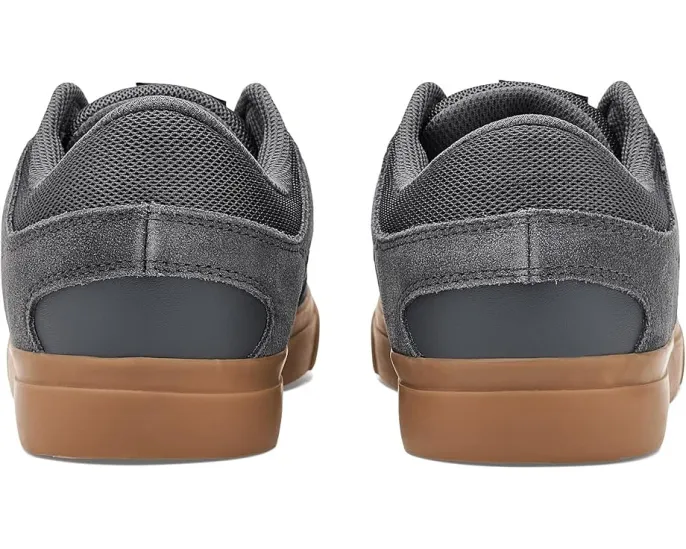 Кроссовки DC Onyx с кожаным верхом и резиновой подошвой