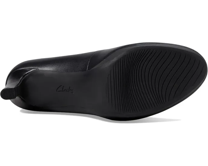 Туфли-лодочки Clarks Ambyr Joy с круглым носком и прямым каблуком