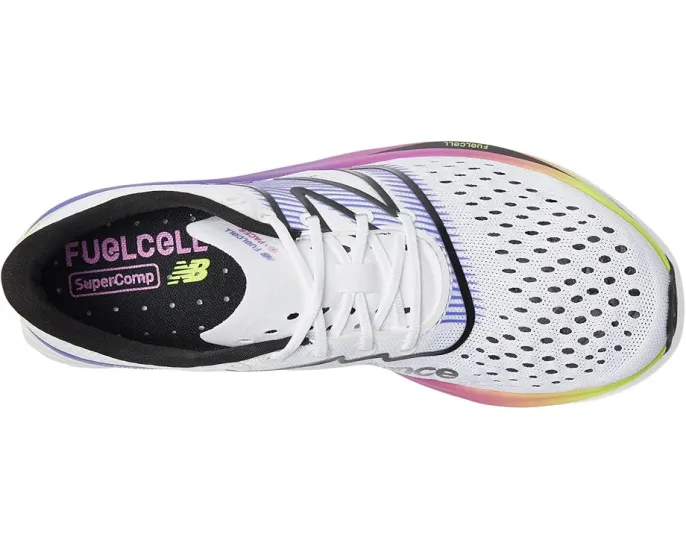Беговые кроссовки New Balance FuelCell SuperComp Pacer с композитным носком