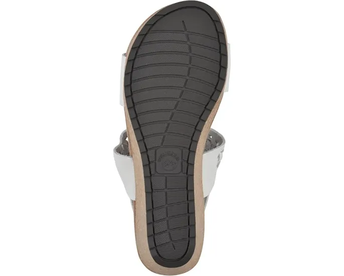 Сандалии White Mountain Pretreat на клиновидном каблуке с плетеными ремешками