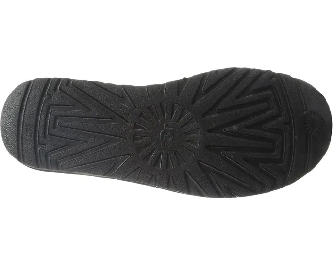 Мини-ботинки UGG Classic Mini II с водонепроницаемой пропиткой и подошвой Treadlite