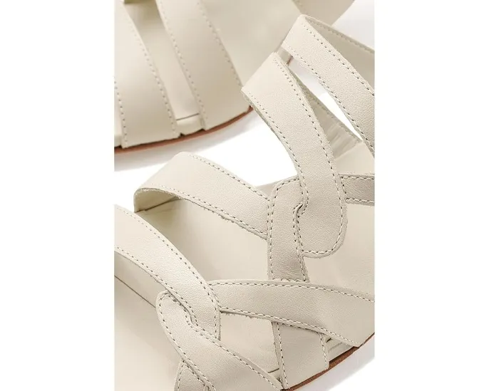 Босоножки Bernardo Johanne с переплетением ремешков