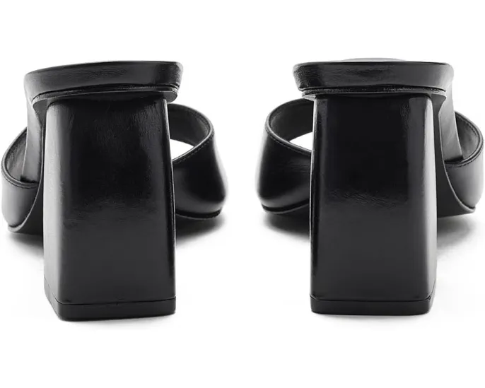 Босоножки Leena Schutz на массивном каблуке с открытым носком