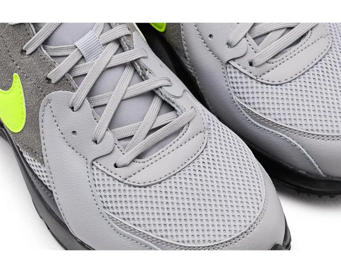 Кроссовки Nike Air Max Excee с видимой амортизацией Air и эластичной лентой