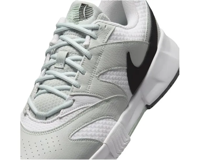 Теннисные кроссовки Nike Court Lite 4 с прочным носком и поддержкой