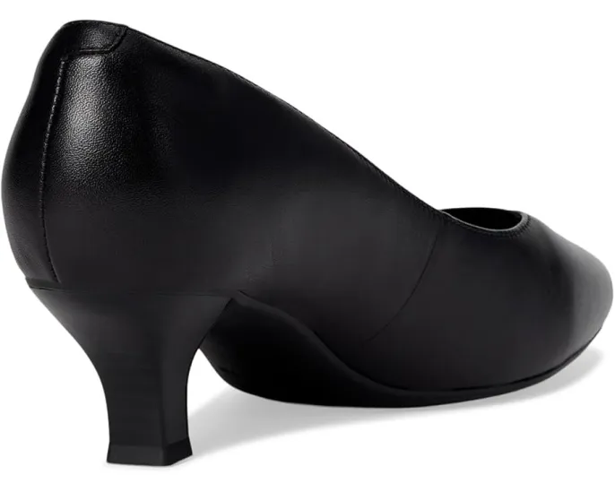 Лодочки Clarks Noahh Rose с заостренным носком и каблуком-запятой