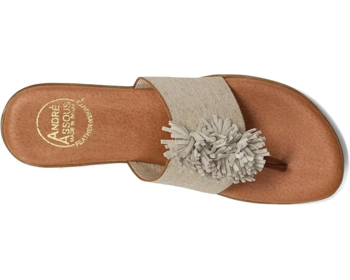 Сандалии Andre Assous Novalee Featherweight с бахромой и клином