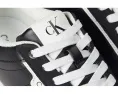 Кроссовки Calvin Klein Adryen с искусственным замшем и амортизирующей стелькой