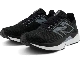 Беговые кроссовки New Balance FuelCell Propel v5 с пеной FuelCell