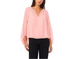 Блузка с объемными рукавами от Vince Camuto с V-образным вырезом