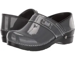 Сабо Sanita Lindsey by Koi с рокерной подошвой из лаковой кожи