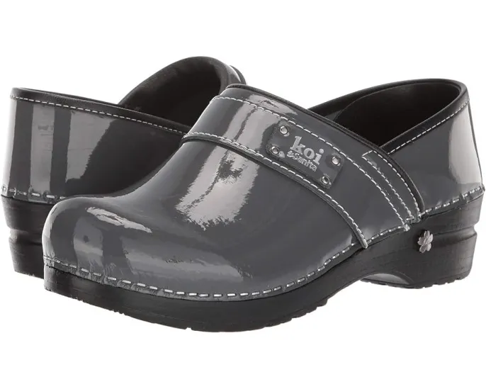 Сабо Sanita Lindsey by Koi с рокерной подошвой из лаковой кожи