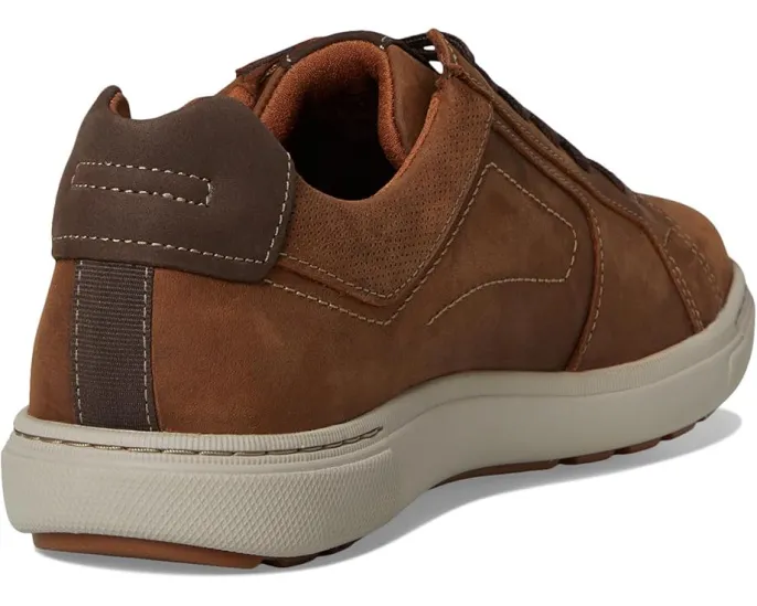 Кроссовки Clarks Mapstone Lace с контурной стелькой для комфорта